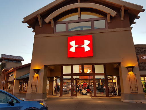 Shopping Mall «Woodburn Premium Outlets», reviews and photos, 1001 N Arney Rd, Woodburn, OR 97071, USA