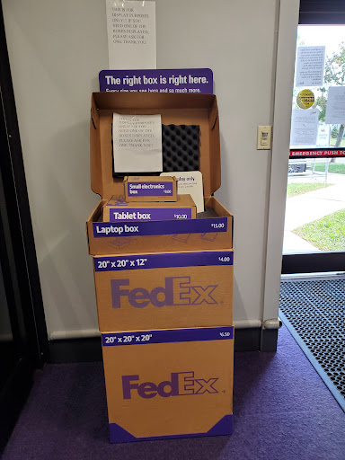 Shipping and Mailing Service «FedEx Ship Center», reviews and photos, 161 Meister Ave, Branchburg, NJ 08876, USA