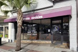 Insomnia Cookies image