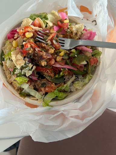 Mexican Restaurant «QDOBA Mexican Eats», reviews and photos, 3279 Washtenaw Ave #103, Ann Arbor, MI 48104, USA