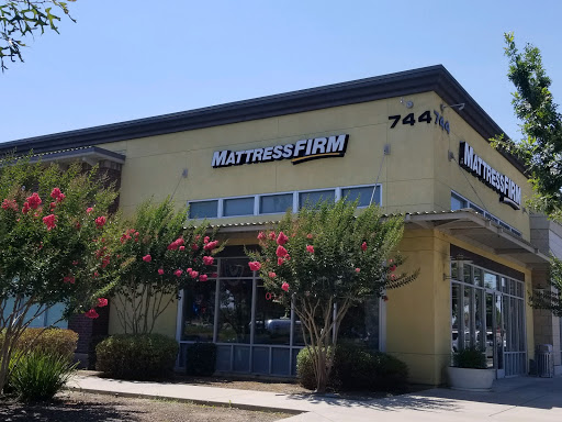 Mattress Firm Riverpoint Marketplace