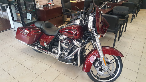 Harley-Davidson Dealer «A.D. Farrow Co. Harley-Davidson (Downtown)», reviews and photos, 491 W Broad St, Columbus, OH 43215, USA