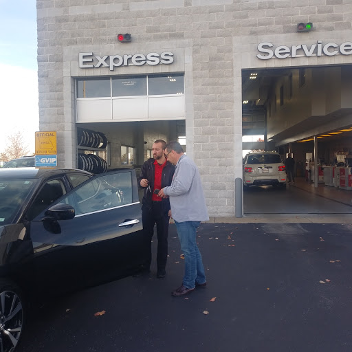 Car Dealer «St Charles Automotive», reviews and photos, 5601 Veterans Memorial Pkwy, St Peters, MO 63376, USA