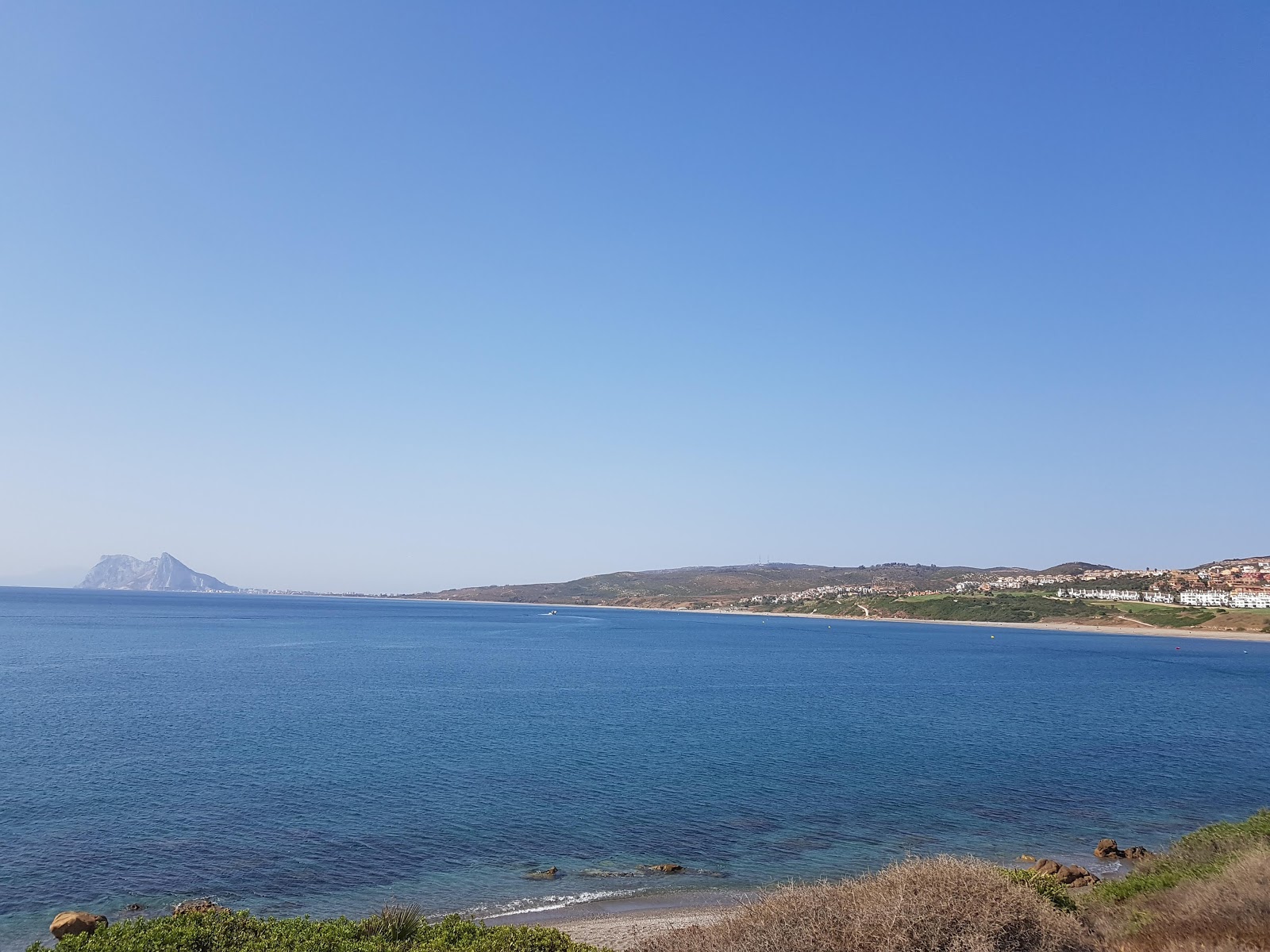 Photo de Playa de Torrecarbonera avec un niveau de propreté de assez propre