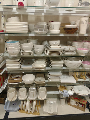 Department Store «HomeGoods», reviews and photos, 2201 Nostrand Ave, Brooklyn, NY 11210, USA