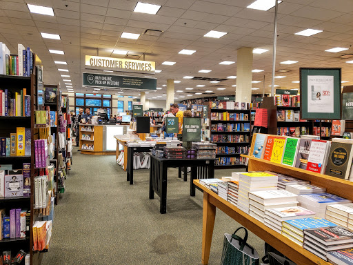 Book Store «Barnes & Noble Booksellers Palm Desert», reviews and photos, 72840 Highway 111 # 425, Palm Desert, CA 92260, USA