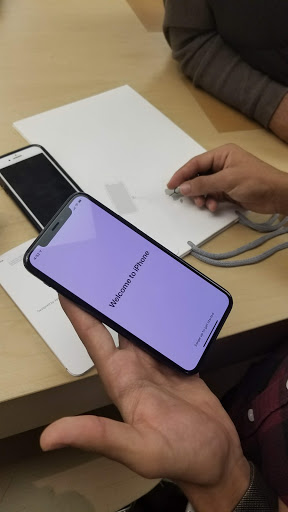 Computer Store «Apple Somerset», reviews and photos, 2800 W Big Beaver Rd, Troy, MI 48084, USA