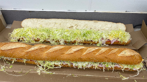 Grocery Store «Lake Village Market», reviews and photos, 904 Johnson Ave, Ronkonkoma, NY 11779, USA