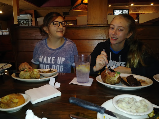 Restaurant «Whiskey Creek® Wood Fire Grill», reviews and photos, 407 2nd Ave, Kearney, NE 68847, USA