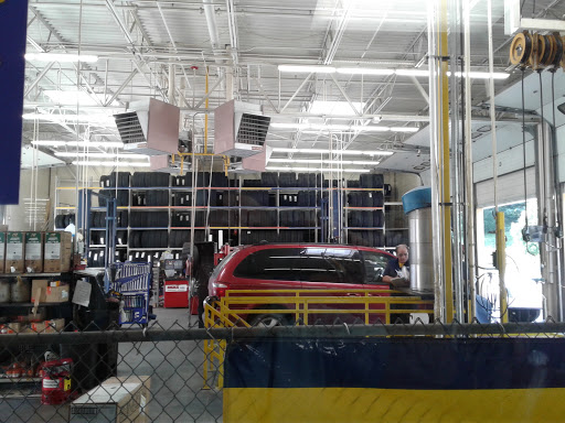 Tire Shop «Walmart Tires & Auto Parts», reviews and photos, 250 Highlands Square Dr, Hendersonville, NC 28792, USA
