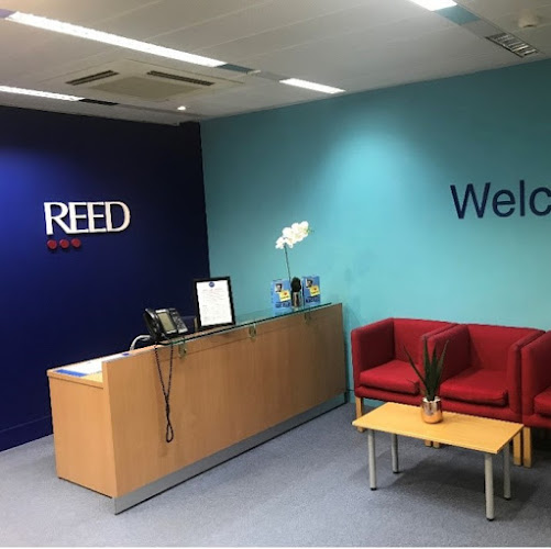 Reviews of Reed Recruitment Agency in Milton Keynes - Employment agency