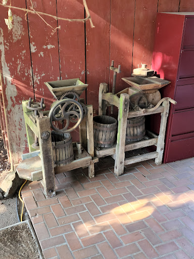 Winery «Helvetia Vineyards & Winery», reviews and photos, 23269 NW Yungen Rd, Hillsboro, OR 97124, USA