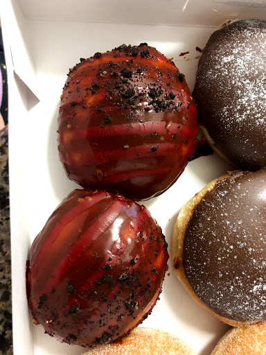 Bakery «Krispy Kreme Doughnuts», reviews and photos, 2146 Leghorn St, Mountain View, CA 94043, USA