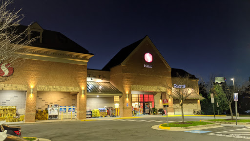 Grocery Store «Safeway», reviews and photos, 1688 Anderson Rd, McLean, VA 22102, USA