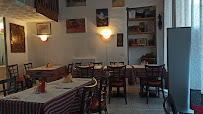Atmosphère du Restaurant népalais Restaurant Katmandou - Les Saveurs de l'Himalaya à Grenoble - n°7