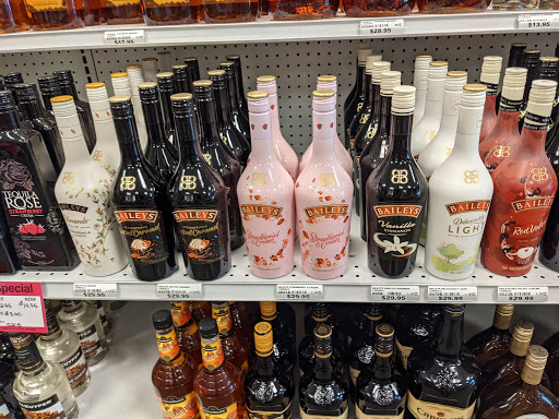 Liquor Store «North Salem Beverage», reviews and photos, 2829 Lancaster Dr NE, Salem, OR 97305, USA