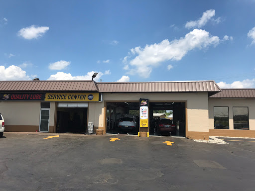 Auto Repair Shop «Quality Lubrication Oil Change and Auto Center», reviews and photos, 3450 E Walton Blvd, Auburn Hills, MI 48326, USA