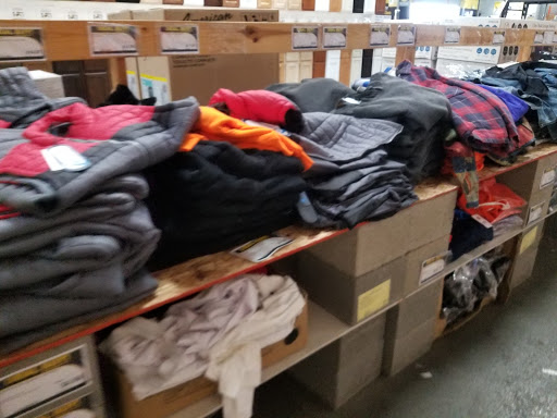 Hardware Store «HD Supply Home Improvement Solutions», reviews and photos, 13571 Vaughn St, San Fernando, CA 91340, USA