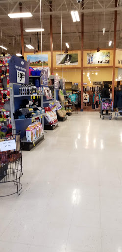 Animal Feed Store «Wilco Farm Store», reviews and photos, 10409 Canyon Rd E, Puyallup, WA 98373, USA