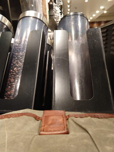 Coffee Shop «Starbucks», reviews and photos, 7011 Miami Ave, Madeira, OH 45243, USA