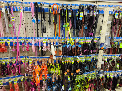 Pet Supply Store «PetSmart», reviews and photos, 220 Commerce Blvd, Fairless Hills, PA 19030, USA