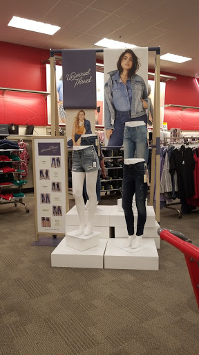 Department Store «Target», reviews and photos, 17213 Cole Rd, Hagerstown, MD 21740, USA