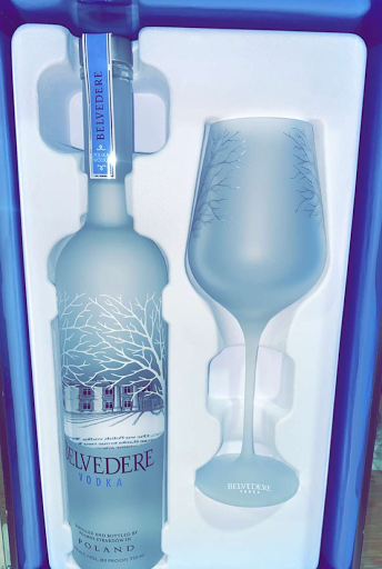 Liquor Store «Longhorn Liquor Store», reviews and photos, 223 NW Broad St, Murfreesboro, TN 37130, USA