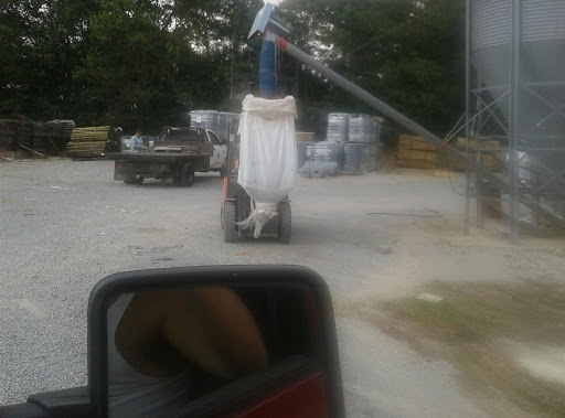 Hardware Store «Eagleville Farmers Co-op», reviews and photos, 1217 N Main St, Eagleville, TN 37060, USA