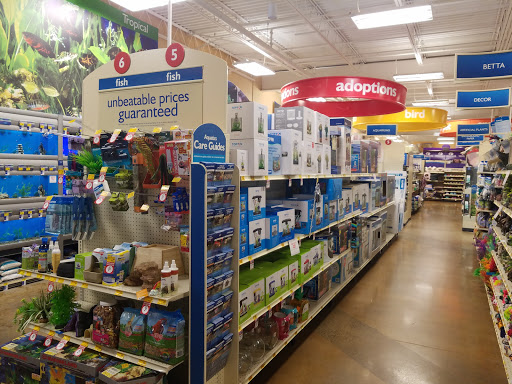 Pet Supply Store «PetSmart», reviews and photos, 10 Hazard Ave, Enfield, CT 06082, USA