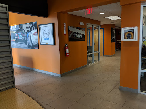 Mazda Dealer «CJ Wilson Mazda of Countryside», reviews and photos, 6060 South La Grange Road, Countryside, IL 60525, USA