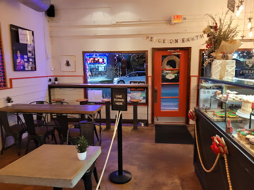 Coffee Shop «Red Dessert Dive», reviews and photos, 1045 Studewood St, Houston, TX 77008, USA