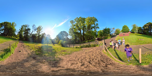 Farm «B & B Flower Farm», reviews and photos, 668 Jones Hill Rd, West Haven, CT 06516, USA