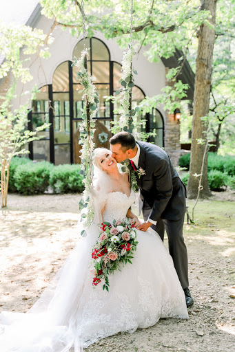 Bridal Shop «MK Bridal», reviews and photos, 1255 W Battlefield Rd, Springfield, MO 65807, USA