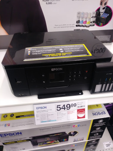 Office Supply Store «Staples», reviews and photos, 671 Colusa Ave, Yuba City, CA 95991, USA