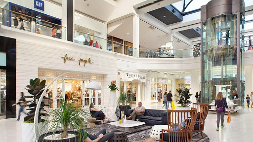 Shopping Mall «Westfield Fashion Square», reviews and photos, 14006 Riverside Dr, Sherman Oaks, CA 91423, USA