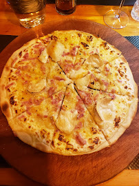 Tarte flambée du Restaurant français L'Arbalète à Ribeauvillé - n°9