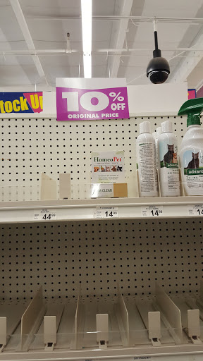 Pet Supply Store «Petco Animal Supplies», reviews and photos, 1237 Flammang Dr, Waterloo, IA 50702, USA