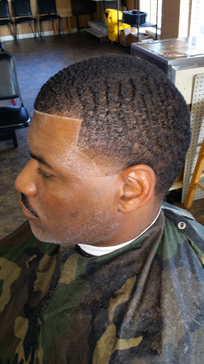 Barber Shop «Cole Cuts Barber Shop», reviews and photos, 351 Pass Rd, Gulfport, MS 39507, USA