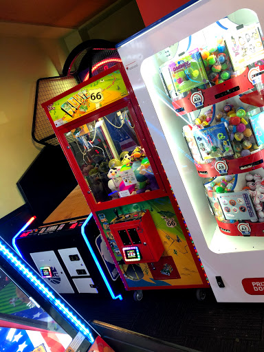 Pizza Restaurant «Round Table Pizza», reviews and photos, 2345 Sunset Blvd, Rocklin, CA 95765, USA