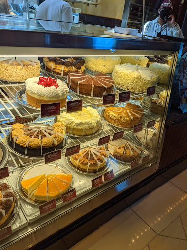 Shopping Mall «North Point Mall», reviews and photos, 1000 North Point Cir, Alpharetta, GA 30022, USA