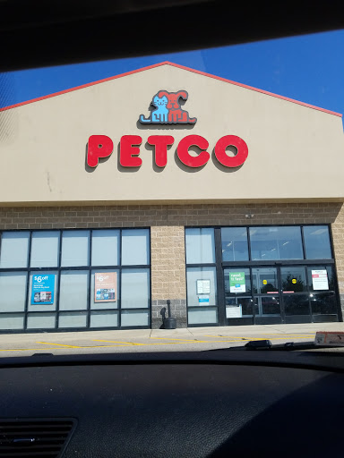 Pet Supply Store «Petco Animal Supplies», reviews and photos, 65 Taunton Depot Dr A, Taunton, MA 02780, USA