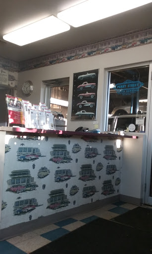 Auto Repair Shop «Perry Street Auto Service», reviews and photos, 440 N Paddock St, Pontiac, MI 48342, USA