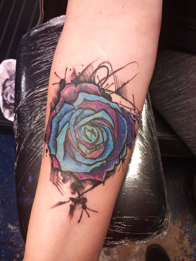 Tattoo Shop «Delta 9 Tattoo Co», reviews and photos, 2612 Madison Ave, Indianapolis, IN 46225, USA