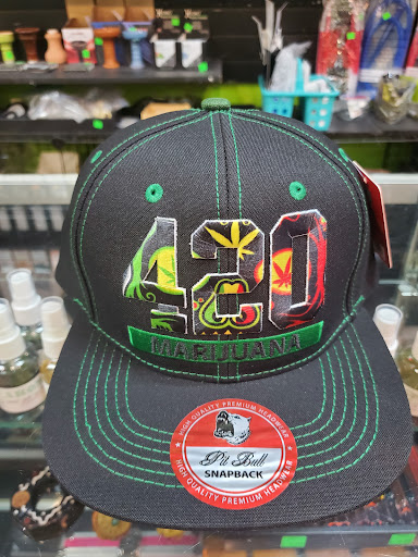 Tobacco Shop «Hypnotized Smoke Shop», reviews and photos, 2967 Patterson Rd, Florissant, MO 63031, USA