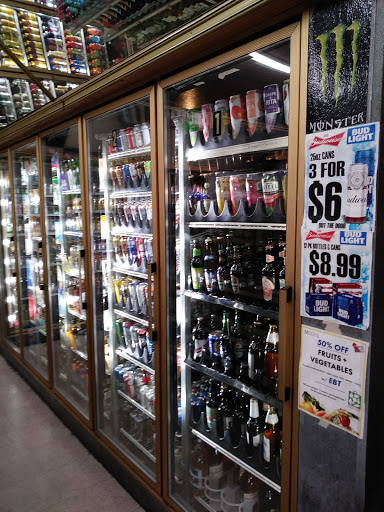 Liquor Store «Sav Mor Liquor Store», reviews and photos, 1333 Peralta St, Oakland, CA 94607, USA