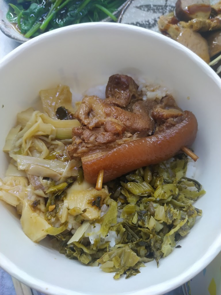 上味爌肉飯 的照片