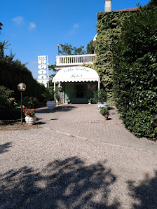 Hotel Villa Giulia Strada Statale per Alessandria, 7/A, 15057 Tortona AL, Italia