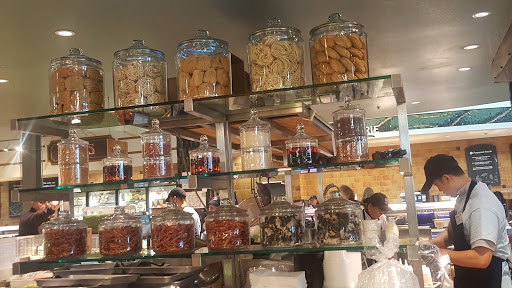 Grocery Store «Whole Foods Market», reviews and photos, 4501 Market Commons Dr, Fairfax, VA 22033, USA