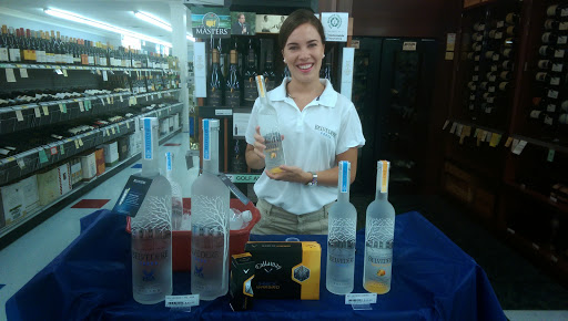 Liquor Store «Evergreen Liquors», reviews and photos, 12017 Shelbyville Rd, Louisville, KY 40243, USA