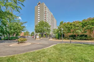 The Square at 511 Apartments image